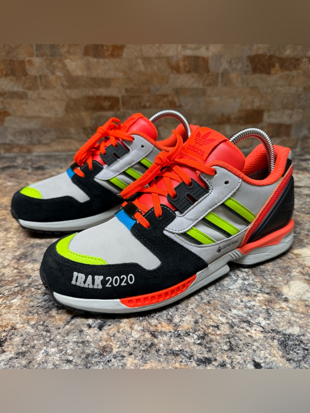 2020 IRAK x Adidas ZX 8000 GTX GORE-TEX IRAK NY NEW YORK FX0371 Size 7 Earsnot